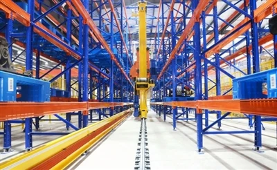 Trasforma il tuo magazzino energetico: storage ad alta-densità e risparmio sui costi con DELIECN